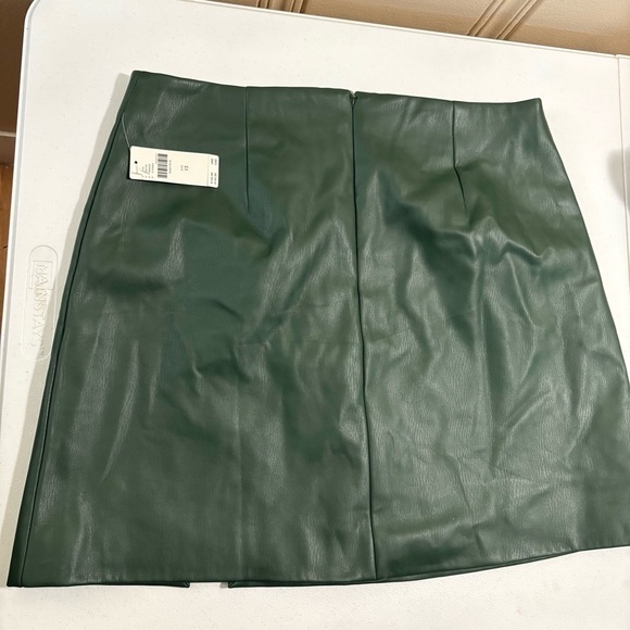 Anthropologie Maeve Womens Faux Leather A-Line  mini skirt size 12 green - Picture 10 of 14